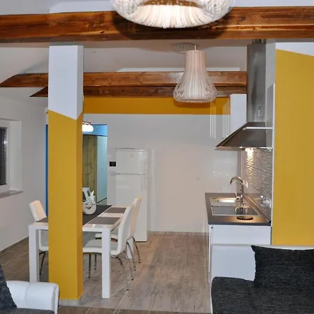 Apartma Majdas Loka pri Mengsu