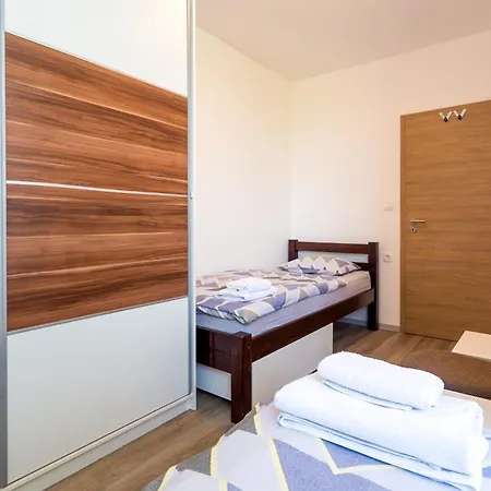 Apartma Majdas Apartment *